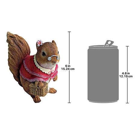 Design Toscano Grandmother and Grandfather Squirrel Statues: Grandmother QM24685000